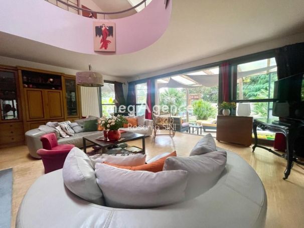 A louer MAISON D'ARCHITECTE BORD DE MER LES SABLES D OLONNE