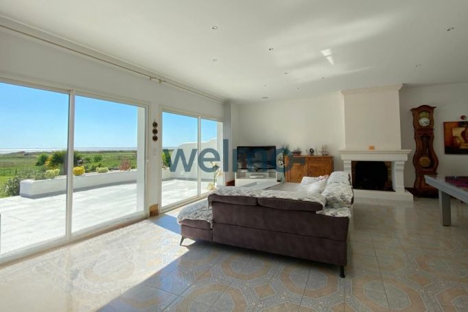 A louer MAISON CONTEMPORAINE VUE MER PORT DES BARQUES