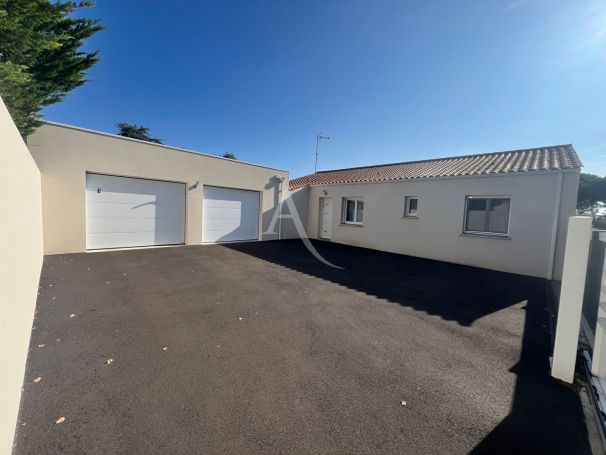 A louer MAISON CONTEMPORAINE LE BERNARD