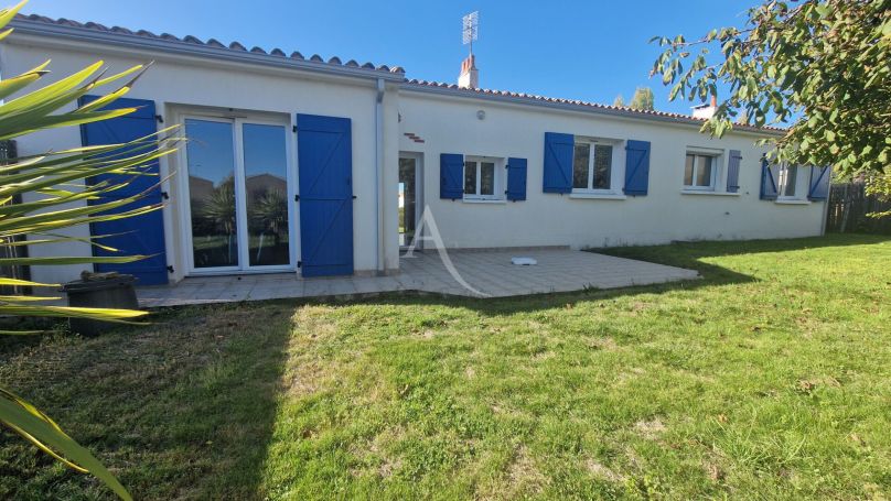 A vendre MAISON 6 PIECES 138 M2 BORD DE MER TALMONT SAINT HILAIRE