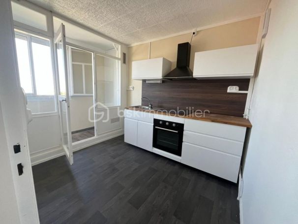 A louer APPARTEMENT T3 63 M2 CENON