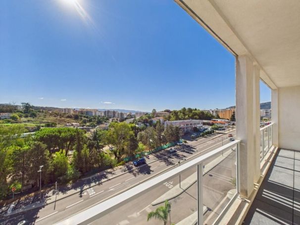 A louer APPARTEMENT T3 68 M2 TERRASSE BORD DE MER AJACCIO