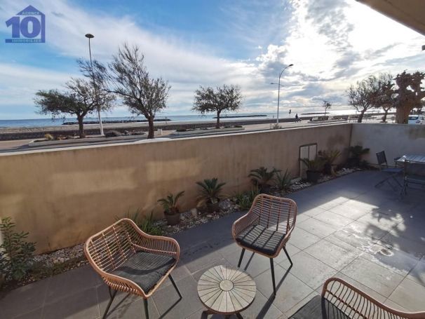 A louer APPARTEMENT T3 90 M2 TERRASSE PIEDS DANS L'EAU VALRAS PLAGE