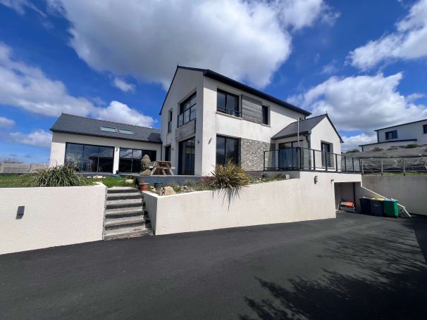 vente Belle villa contemporaine vue mer à Plouarzel