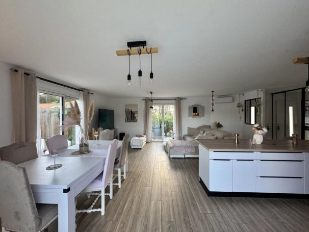 A louer MAISON CONTEMPORAINE BORD DE MER MIMIZAN