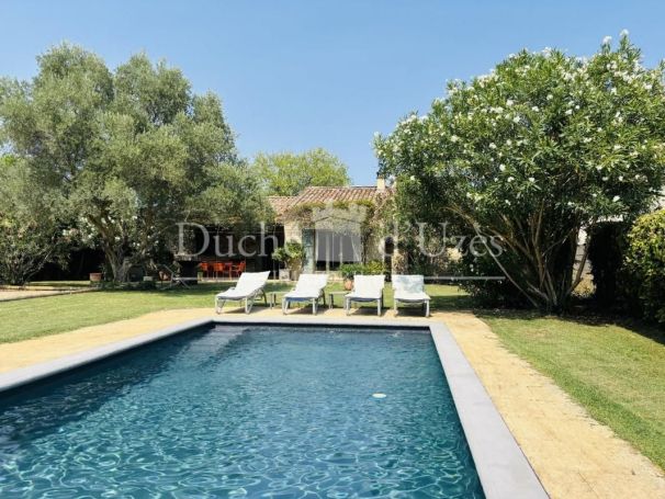 A louer MAISON DE MAîTRE UZES