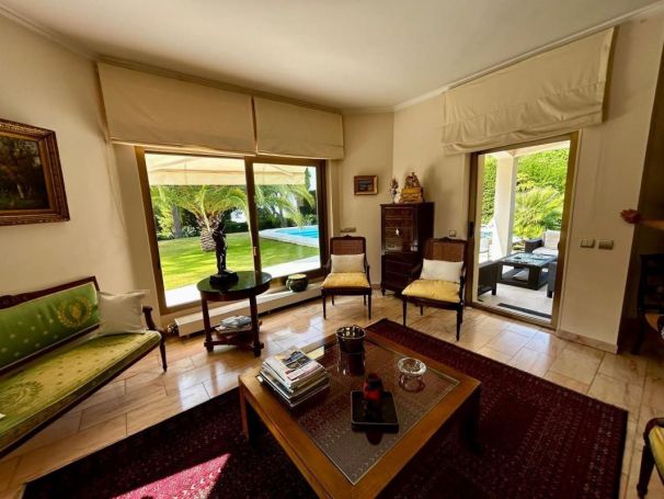 A louer MAISON 241 M2 VUE MER NICE