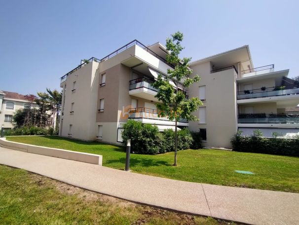A vendre APPARTEMENT T2 RECENT 48 M² Cannes