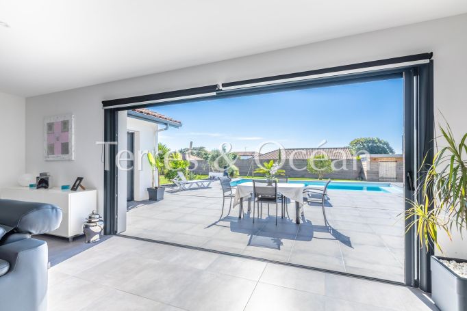 A louer MAISON 6 PIECES 134 M2 PEYREHORADE