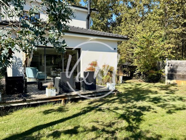 A vendre belle Maison RECENTE 7 pieces 158 m² Audenge