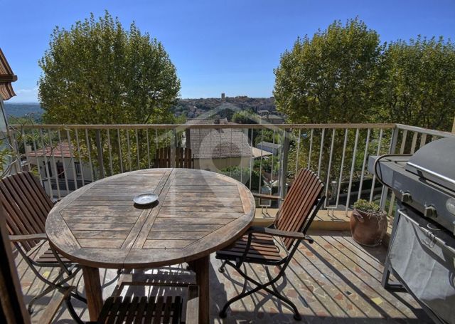 A louer APPARTEMENT T4 97 M2 TERRASSE VENCE