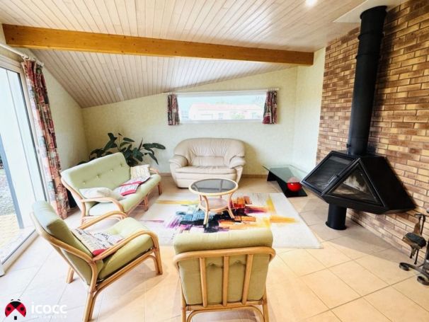 A louer MAISON D'ARCHITECTE LUCON