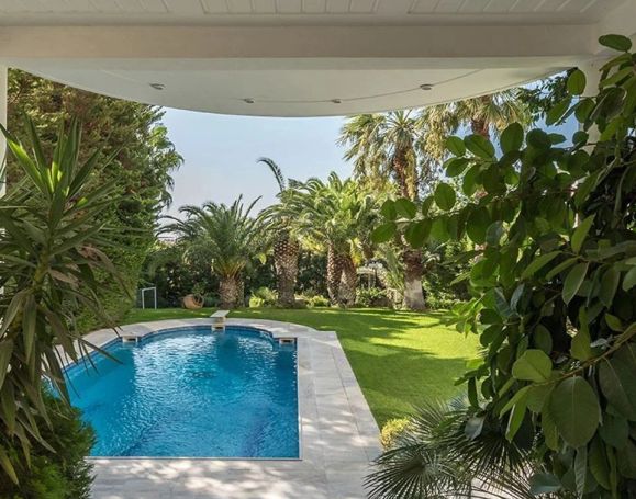 A vendre Merveilleuse villa de luxe 7 PIECES 800 M² Voula