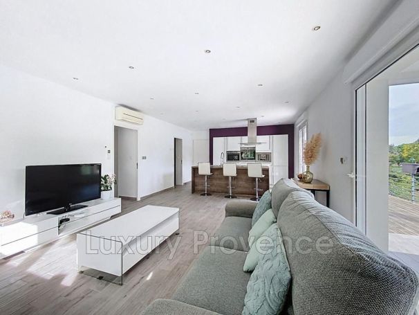 A louer APPARTEMENT T3 76 M2 TERRASSE GARDANNE