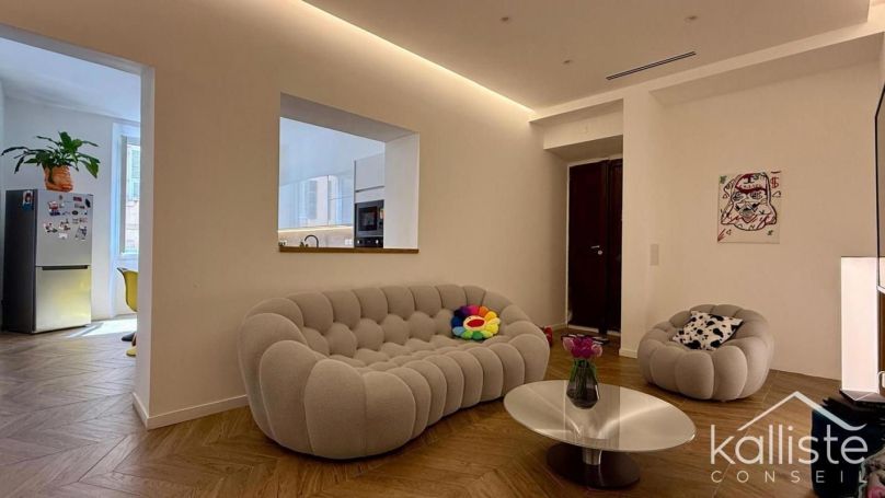 A louer APPARTEMENT T3 64 M2 BORD DE MER AJACCIO