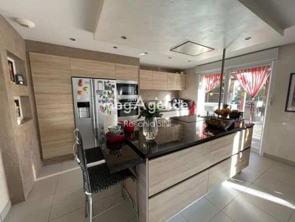 A louer MAISON D'ARCHITECTE BORD DE MER LES SABLES D OLONNE