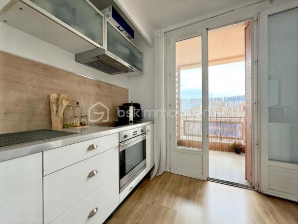 A louer APPARTEMENT T3 67 M2 NIMES