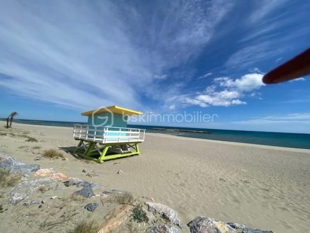 A louer APPARTEMENT NEUF T2 22 M2 TERRASSE BORD DE MER LE BARCARES