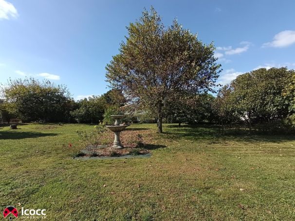 A louer MAISON DE MAîTRE SAINT ETIENNE DE BRILLOUET