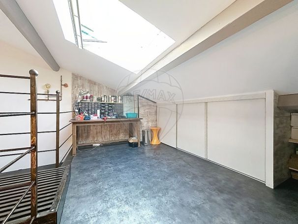 A louer APPARTEMENT T2 49 M2 UZES