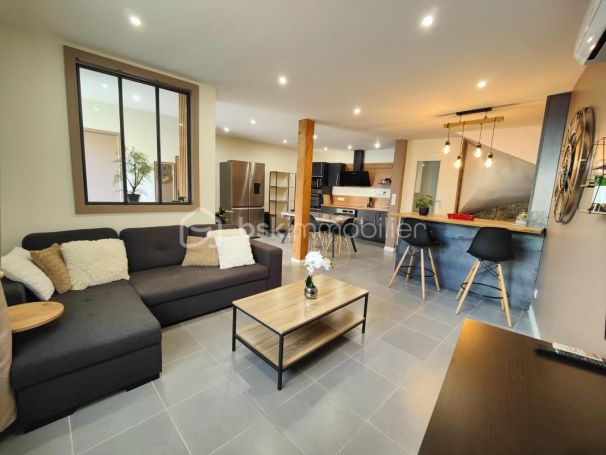 A louer MAISON CONTEMPORAINE BORD DE MER CONILHAC CORBIERES