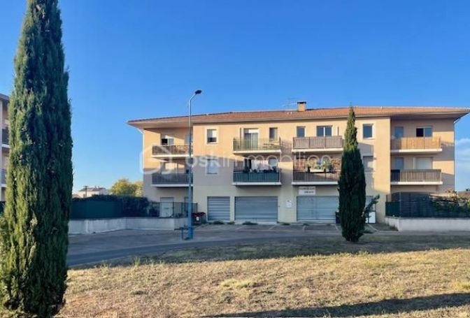 A louer APPARTEMENT T2 47 M2 SAINT GILLES