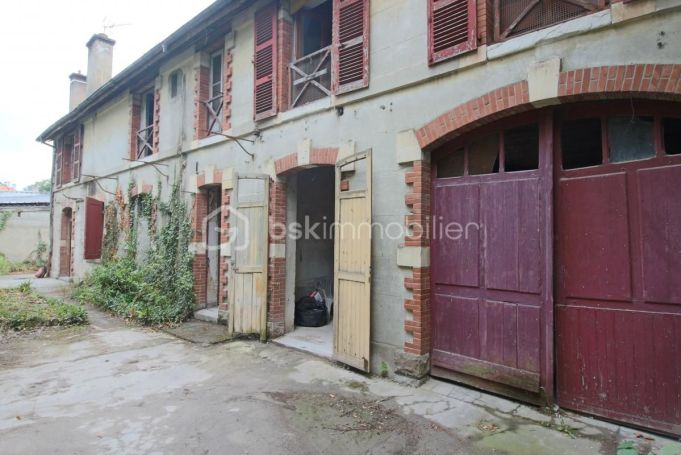 A louer LOFT DUPLEX T5 120 M2 TERRASSE PAU