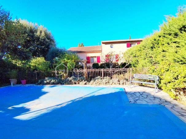 A louer MAISON DE MAîTRE LE POUGET