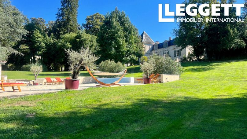 A louer LONGèRE 15 PIECES 428 M2 SAINT ANDRE ET APPELLES