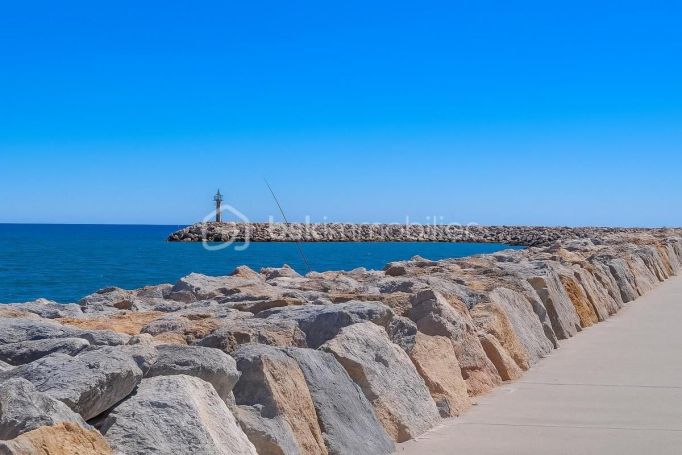 A louer APPARTEMENT T3 53 M2 TERRASSE BORD DE MER SAINT CYPRIEN