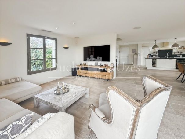 A louer MAISON 5 PIECES 158 M2 UZES