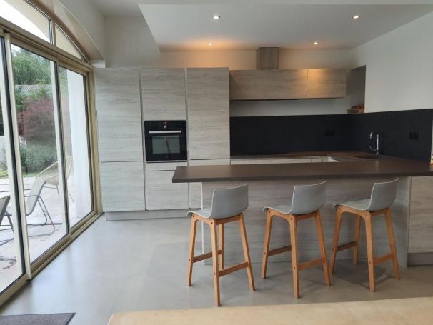 A louer MAISON CONTEMPORAINE BORD DE MER AMBARES ET LAGRAVE