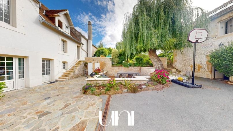 A louer MAISON DE MAîTRE IFS