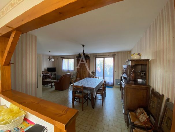 A vendre MAISON 4 PIECES 94 M2 BORD DE MER LONGEVILLE SUR MER