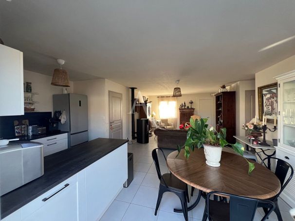 A vendre MAISON 4 PIECES 78 M2 BORD DE MER LONGEVILLE SUR MER