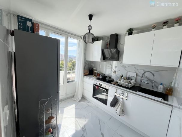 A louer APPARTEMENT T3 51 M2 MARSEILLE 13EME