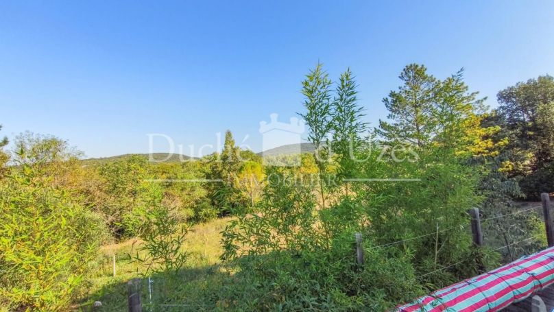 A louer MAISON 7 PIECES 172 M2 UZES