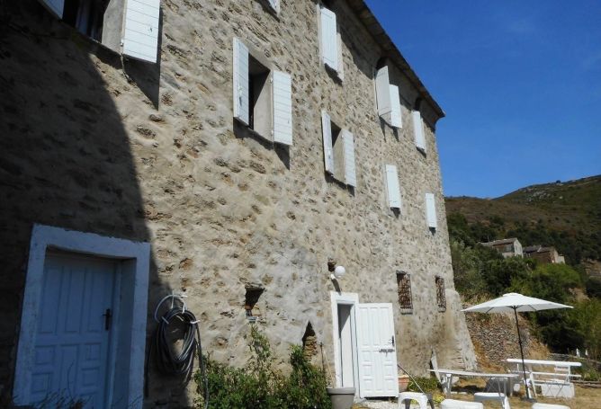 A vendre Somptueuse maison de MaItre vue 14 PIECES 350 M² BISINCHI