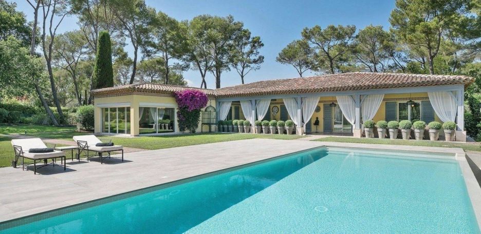 A louer MAISON CONTEMPORAINE MOUGINS