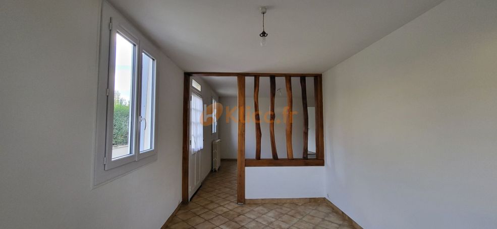 A vendre MAISON 7 PIECES 140 M2 YVETOT Centre ville École Commerce Bus Gare