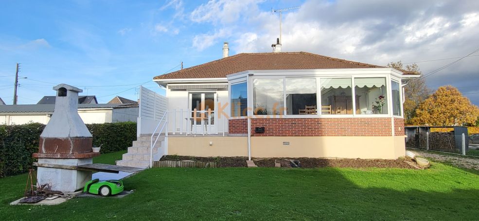 A vendre MAISON 5 PIECES 107 M2 YVETOT 5 mn à pied du centre-ville Yvetot et écoles et à 20 mn à pied gare