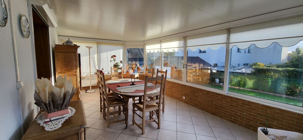 A vendre MAISON 5 PIECES 107 M2 YVETOT 5 mn à pied du centre-ville Yvetot et écoles et à 20 mn à pied gare