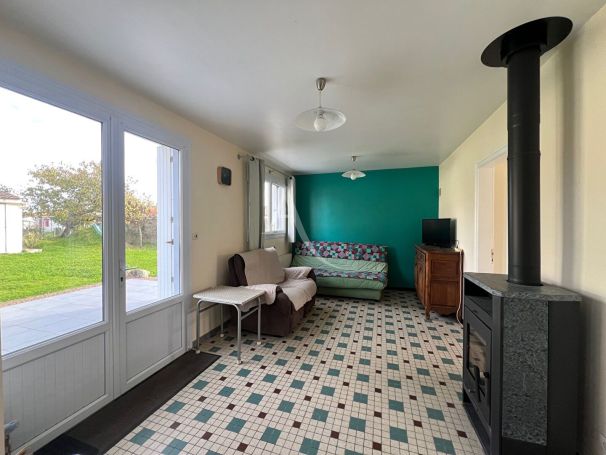 A vendre MAISON 5 PIECES 116 M2 AVRILLE