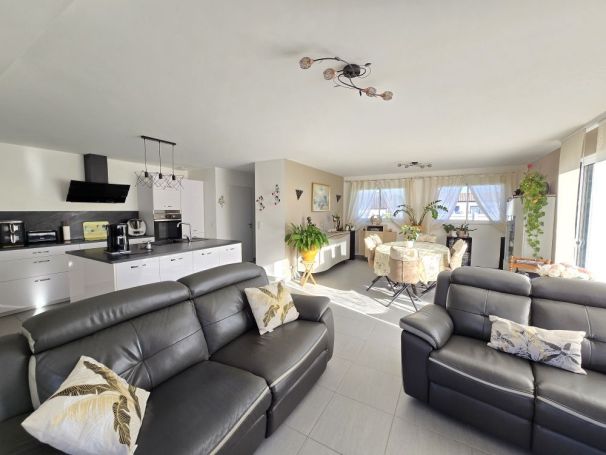 A vendre MAISON 4 PIECES 106 M2 BORD DE MER SAINT JEAN DE MONTS