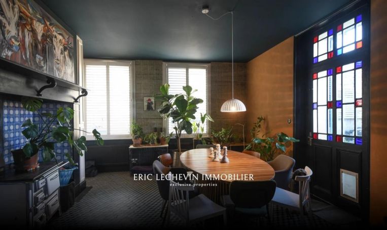 A louer MAISON DE MAîTRE BORD DE MER MONTREUIL SUR MER