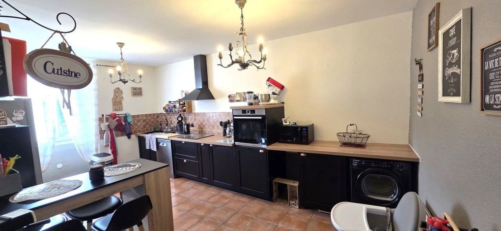 A louer APPARTEMENT T4 106 M2 TERRASSE SIGNES