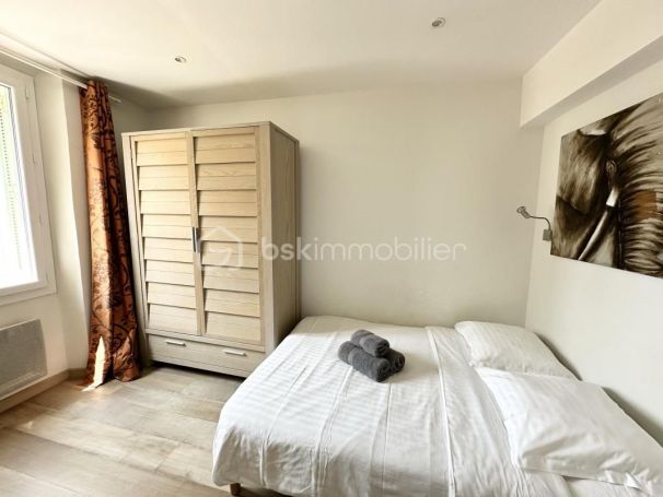 A louer APPARTEMENT T2 27 M2 BORD DE MER CANNES