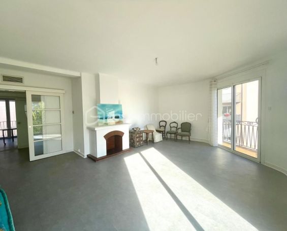 A louer APPARTEMENT T4 105 M2 TERRASSE PERPIGNAN