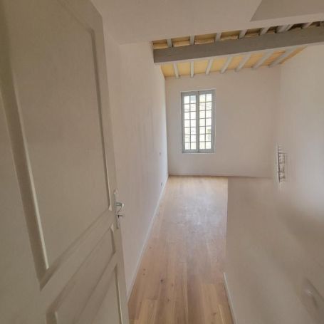 A louer APPARTEMENT T2 48 M2 PEZENAS