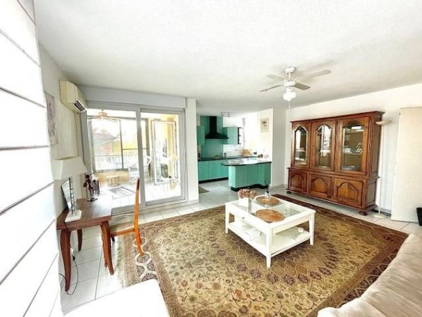 A louer APPARTEMENT T3 73 M2 BORD DE MER LATTES